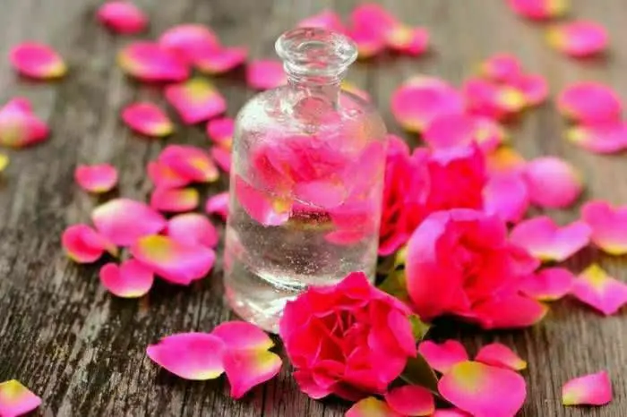 گلاب ۱ لیتری