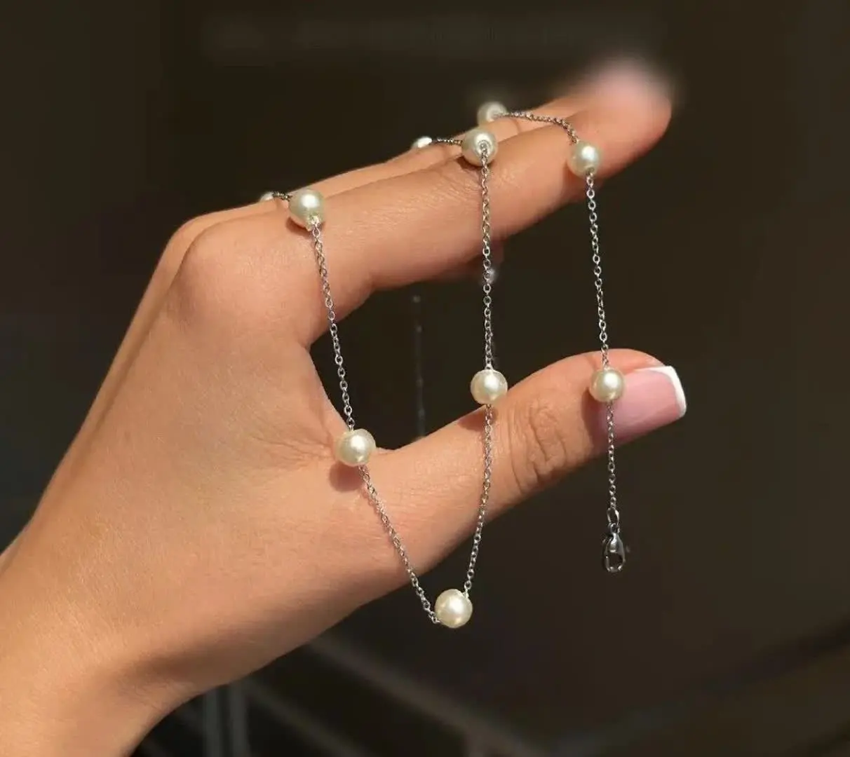 گردنبند مرواریدی پر طرفدار مون 🥰
