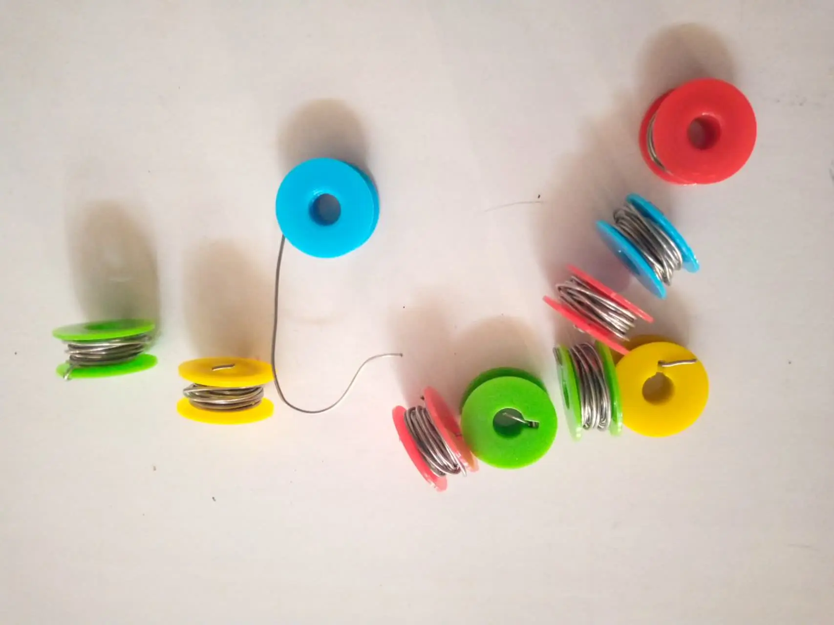 سیم لحیم دانش آموزی😄
