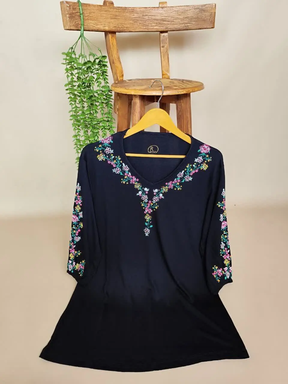 👚نام: بلوز نخ پنبه کبریتی نازگل با طرح چاپ
