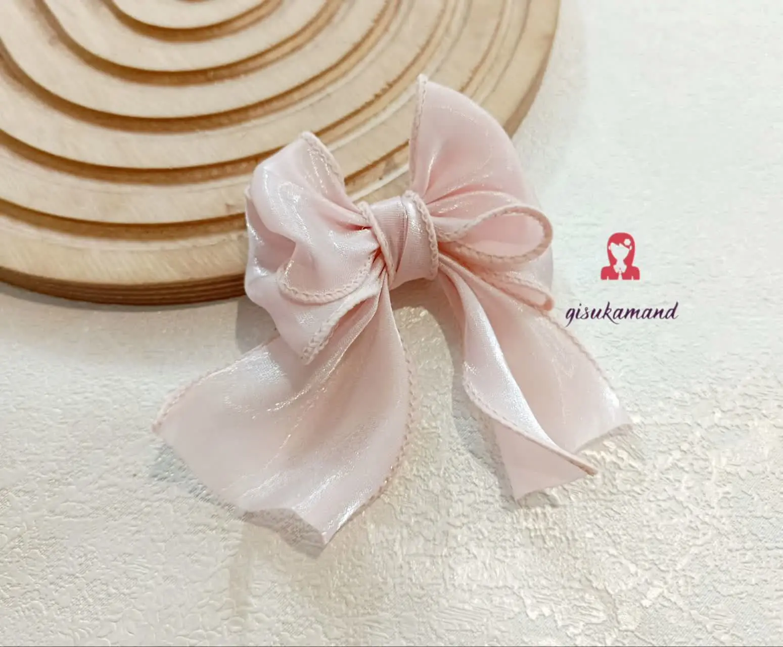 رنگ بندی سفید، مشکی، قرمز،...