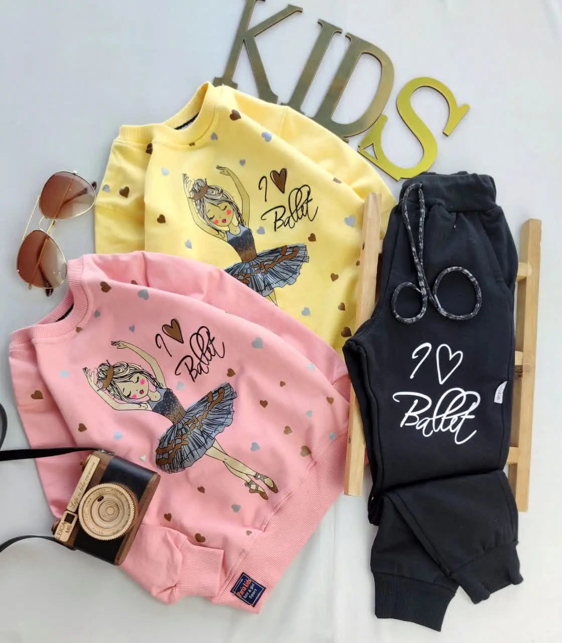 بلوز و شلوار بچگانه طرح دخترک
