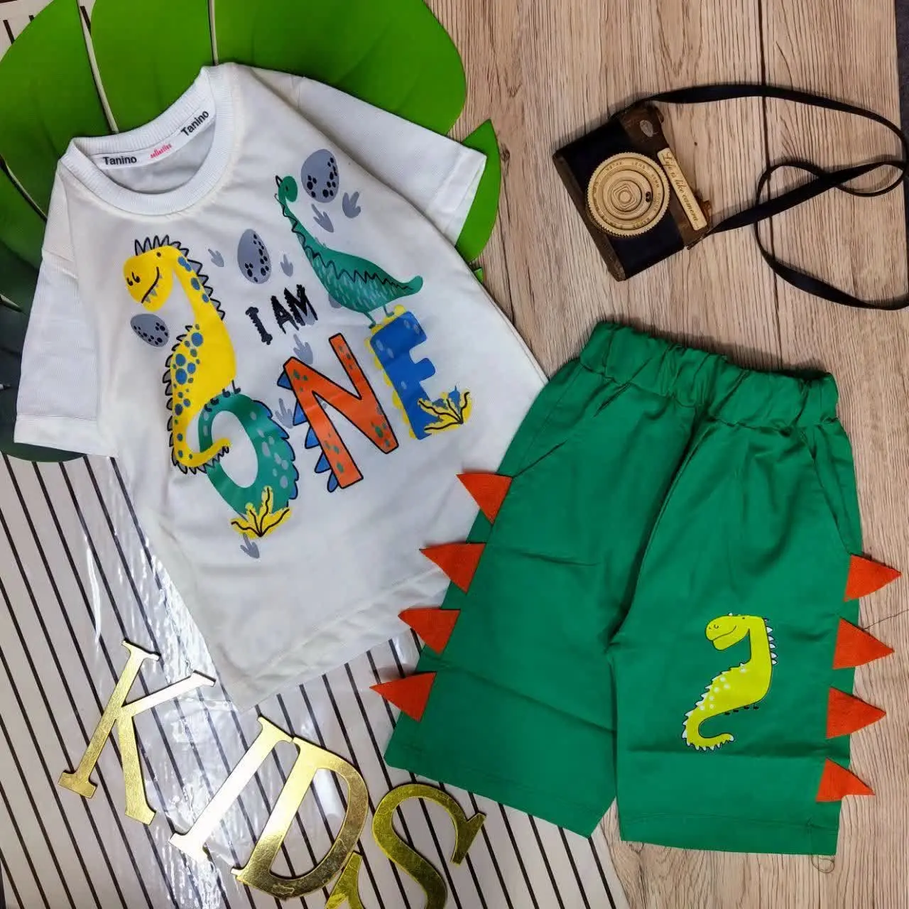 تیشرت شلوارک one
