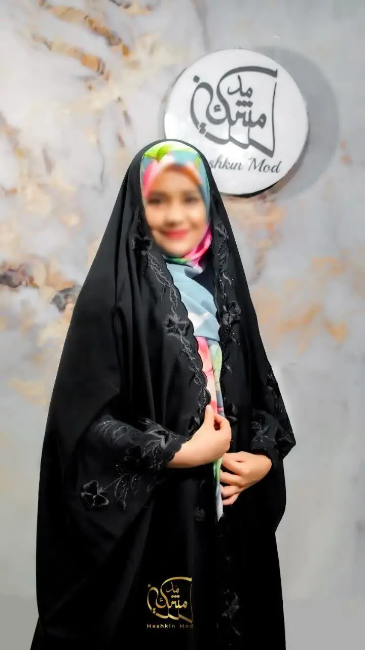 مدل: جده نسیم 
