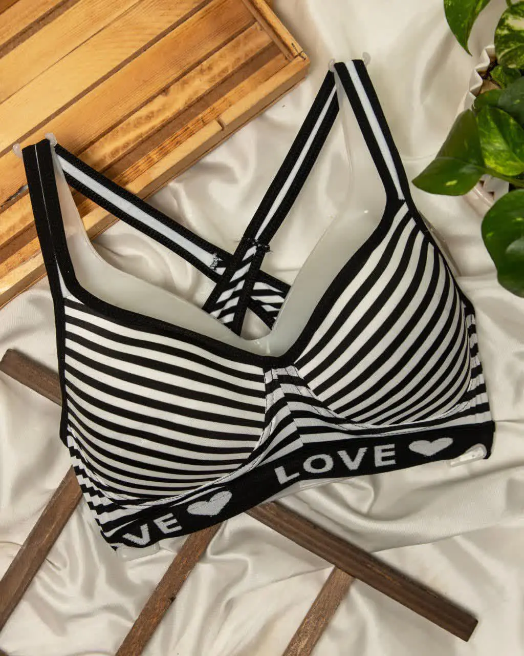 نیم تنه کاپدار راه راه کد ۰۱۵۵۸
