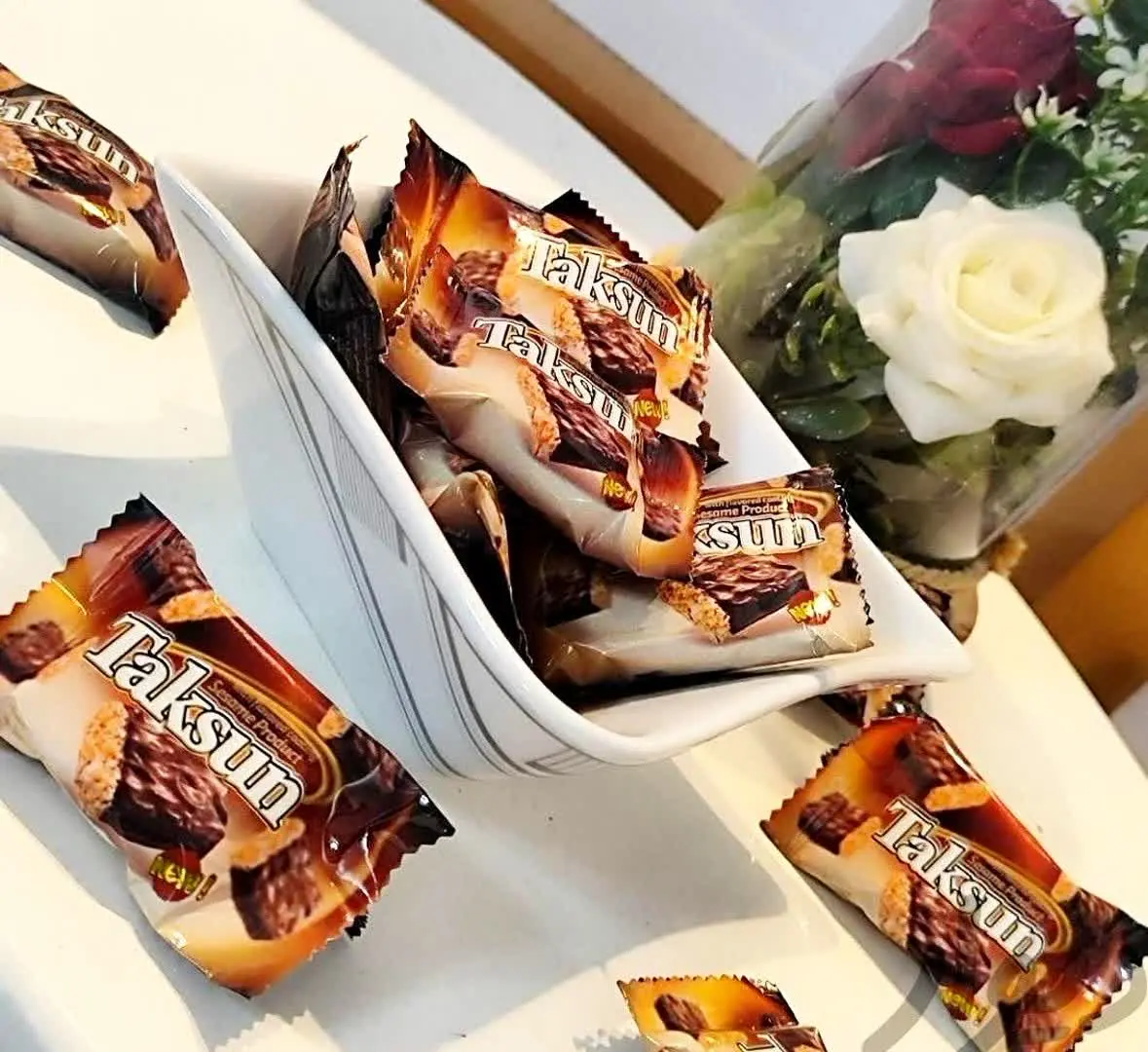 شکلات تکسان کنجدی با روکش شکلات🍫
