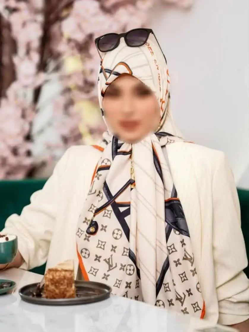 شیک‌ترین روسری مجلسی بازار از برند 
