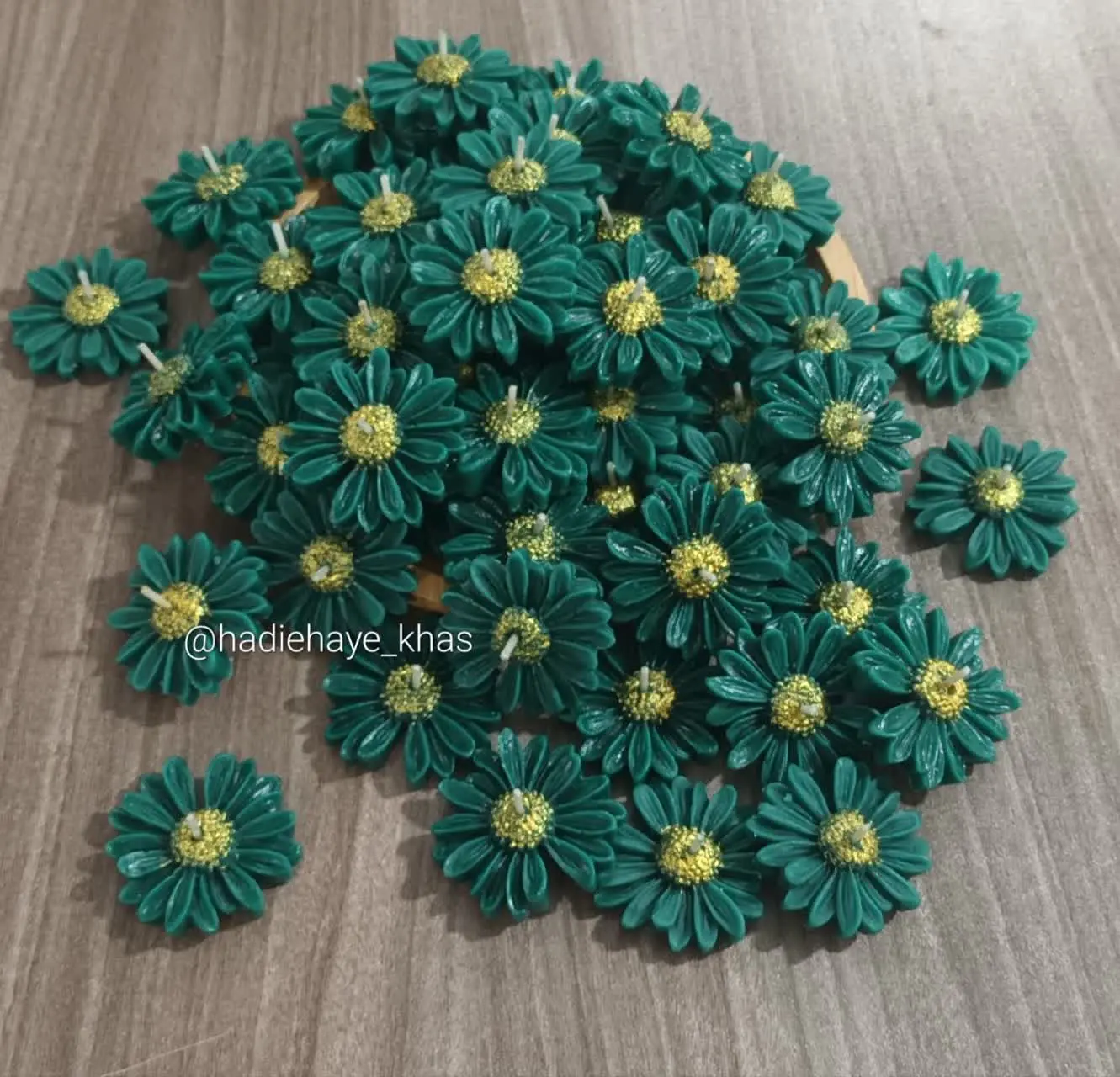 ۱۰۰عدد گل سفارش مشتری عزیزم🤩

