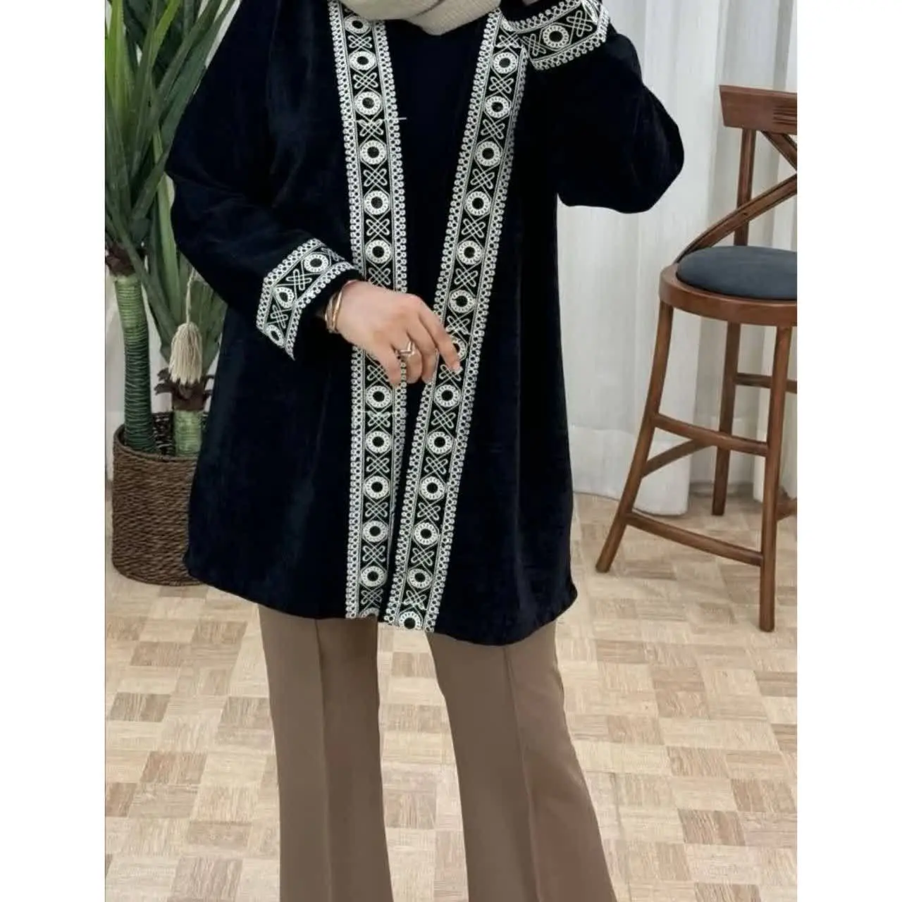 🔹نام: کت مزونی رخ 
