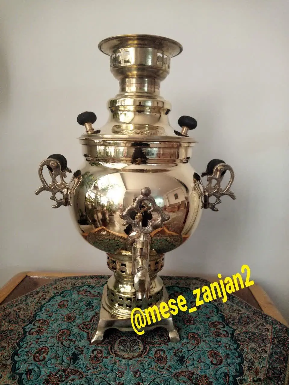 🫖☕️ طعم متفاوت چای رو با سماورهای ذغالی برنجی تجربه کنید🫖☕️
