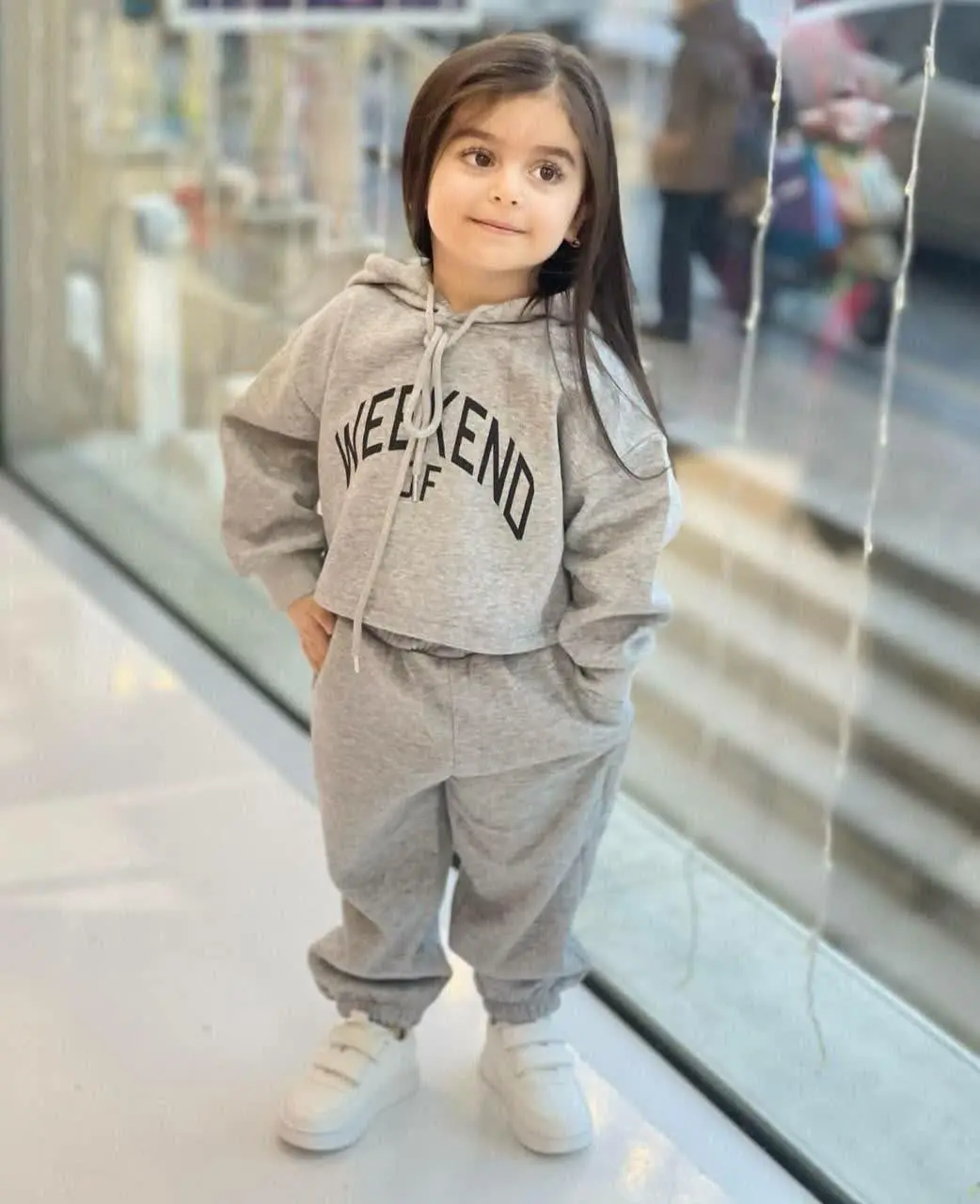 👚نام: ست بلند کراپ شلوار دخترانه weekend طرح meh
