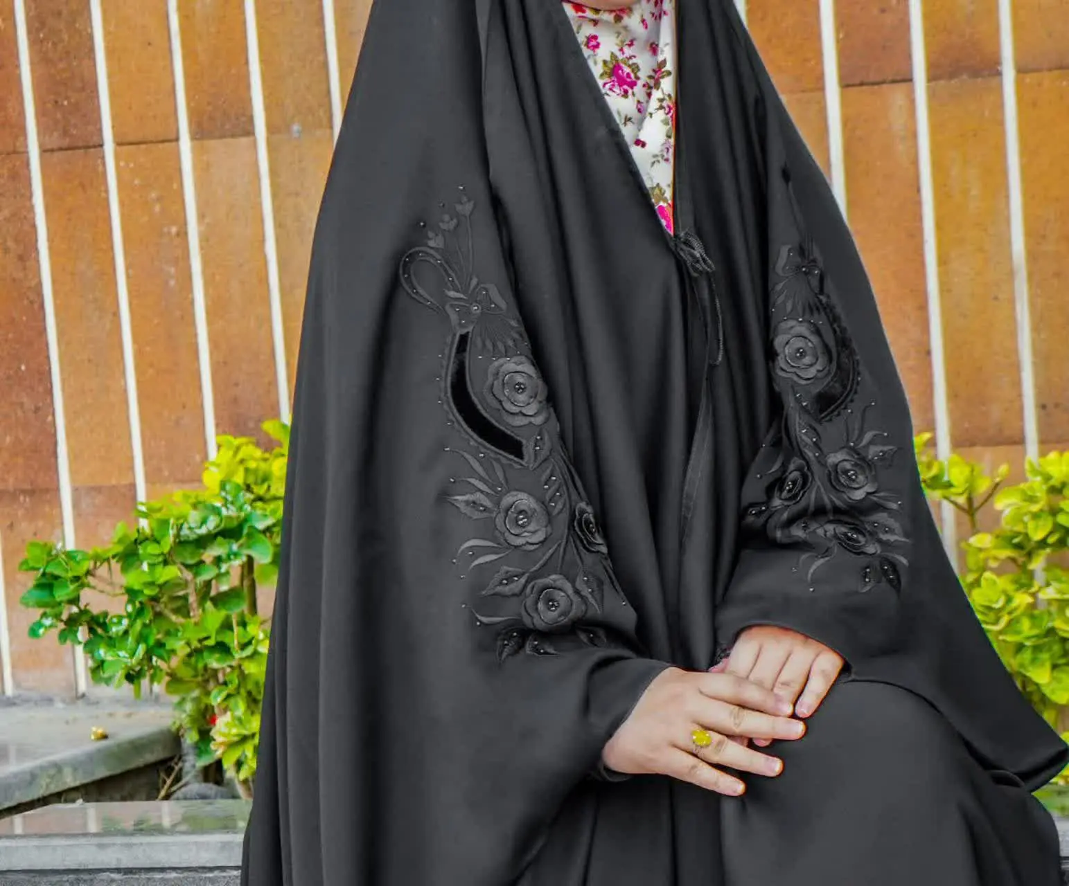 چادر جده رز برجسته
