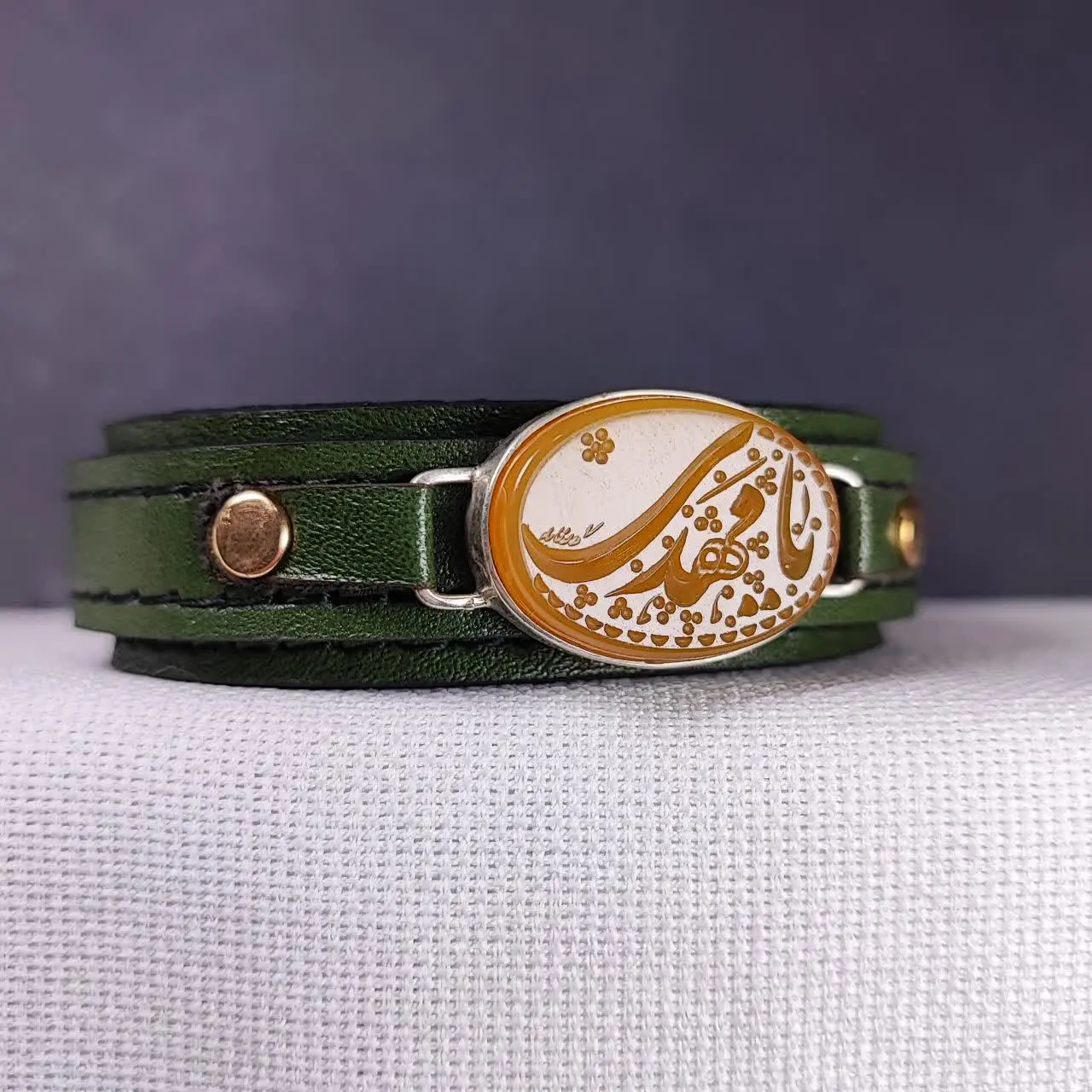 دستبند مردونه چرمی عقیق 💍😍
