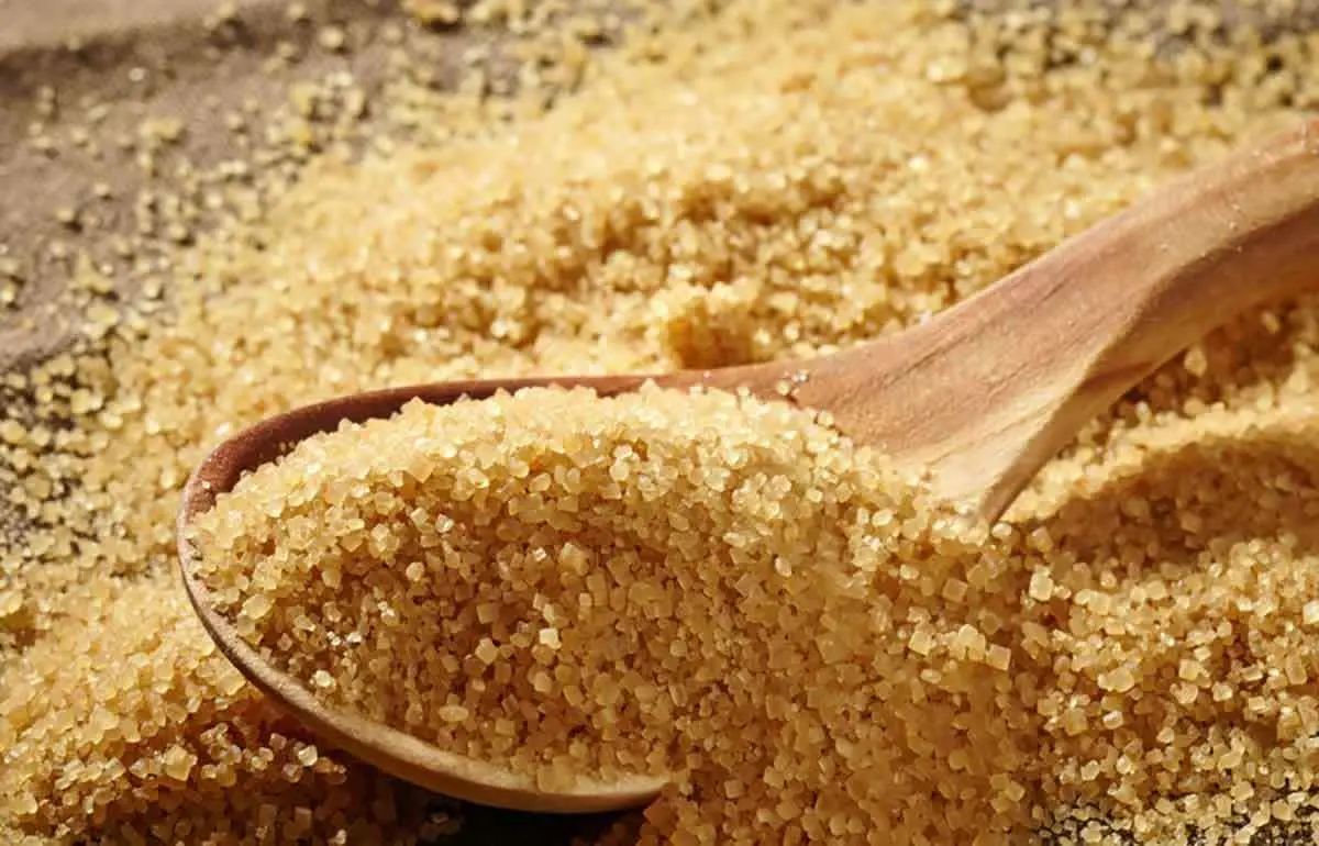 شکر قهوه‌ ای 
