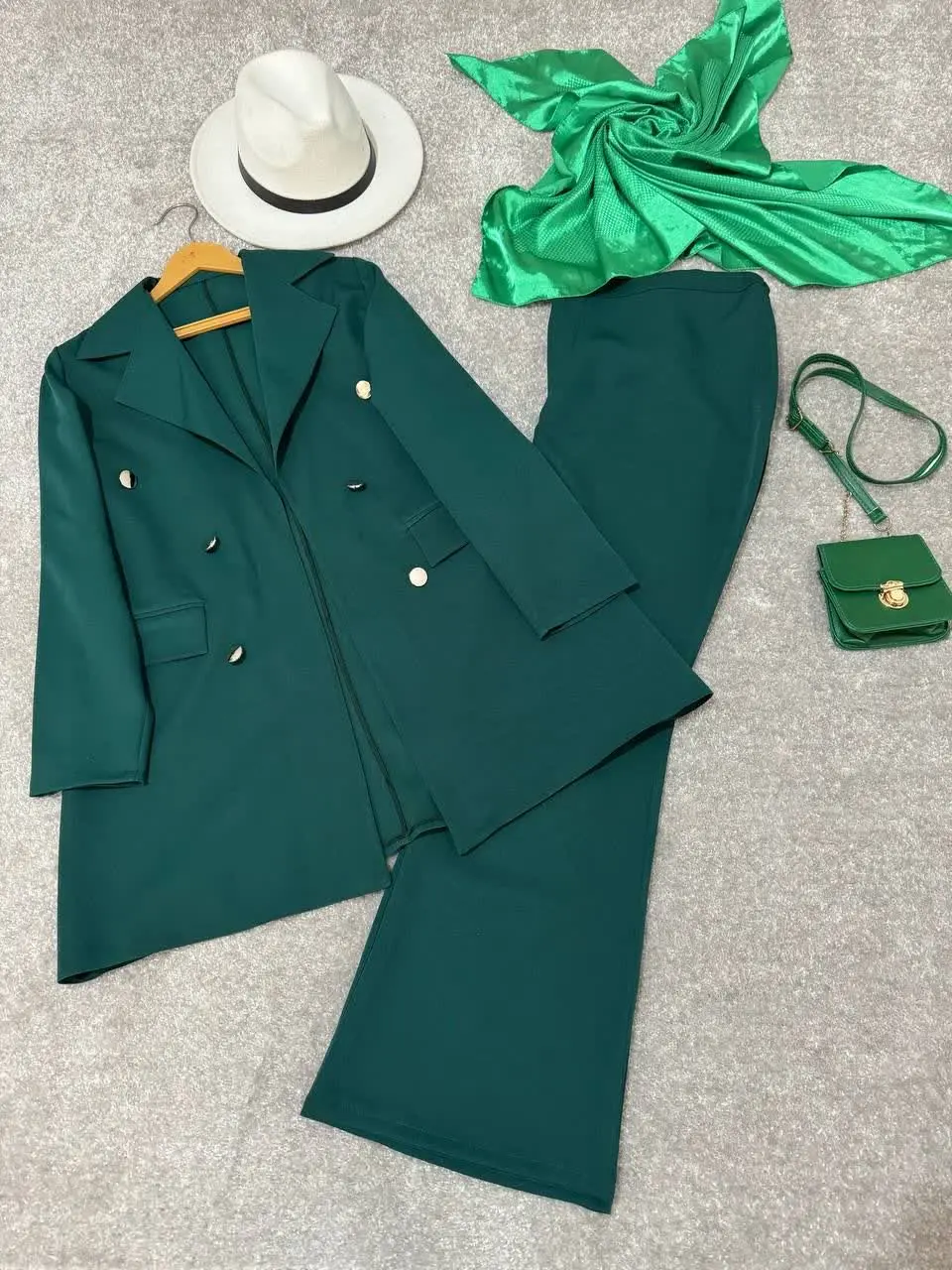 👚 نام: کت شلوار آتوسا ✔️
