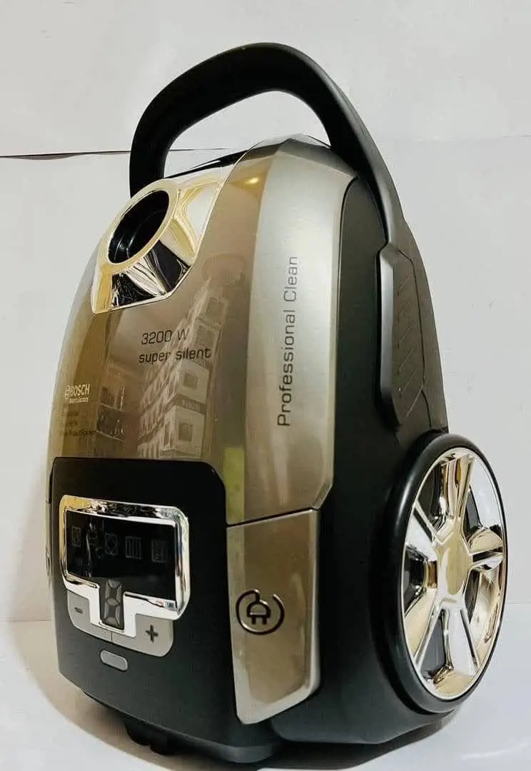 جاروبرقی ۳۲۰۰ وات دیجیتال
