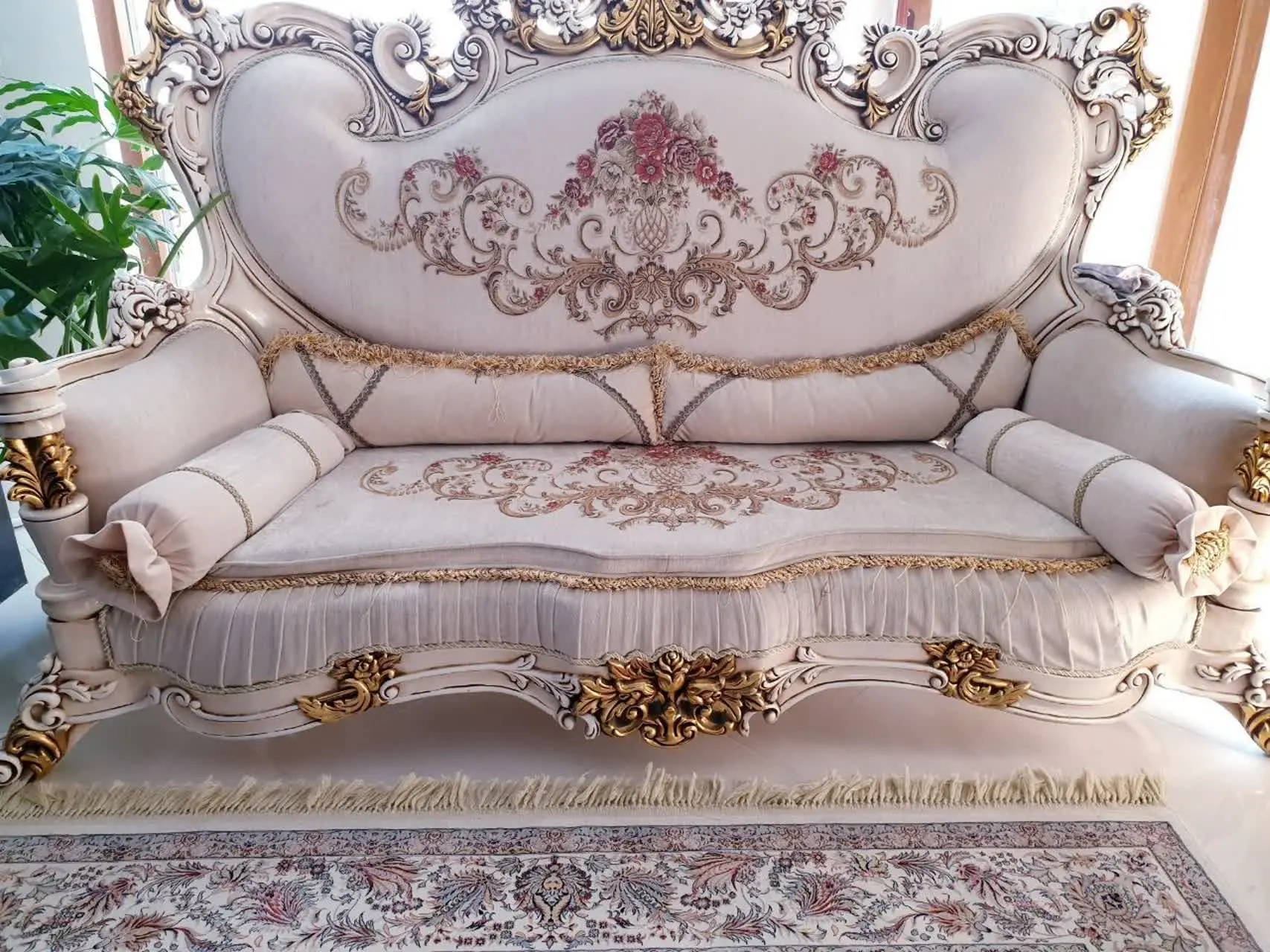 ست مبلمان هفت نفره تمام چوب
