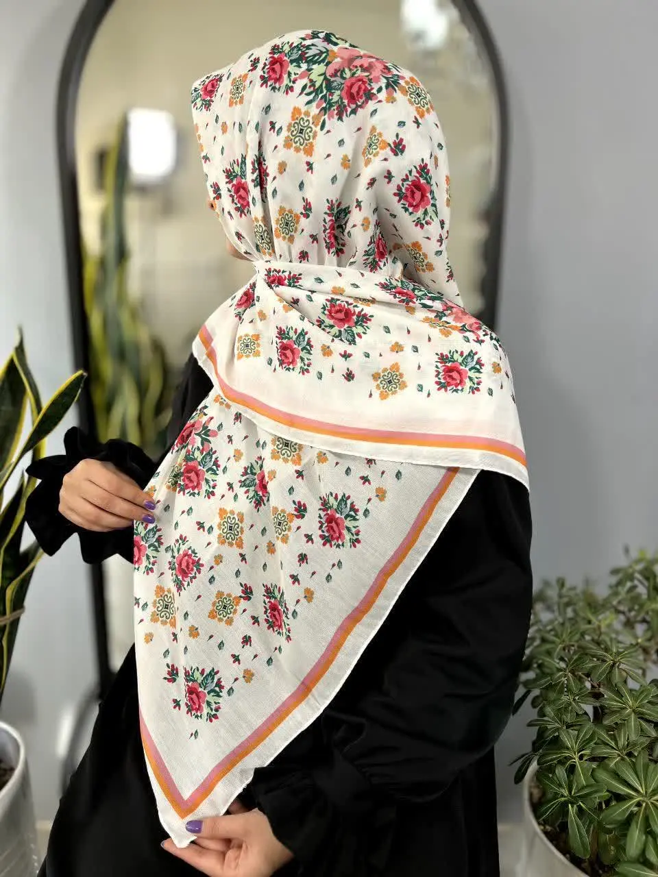 زیبایی و هنر طراحی این روسری‌های بی نظیر و تقدیم میکنم به نگاهت بانو☺️
