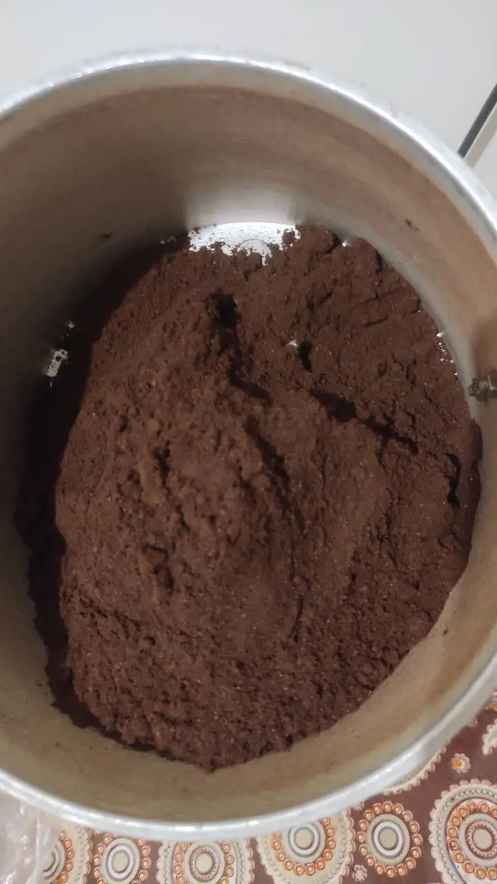 برخی از خواص قهوه‌ی هسته خرما: 
