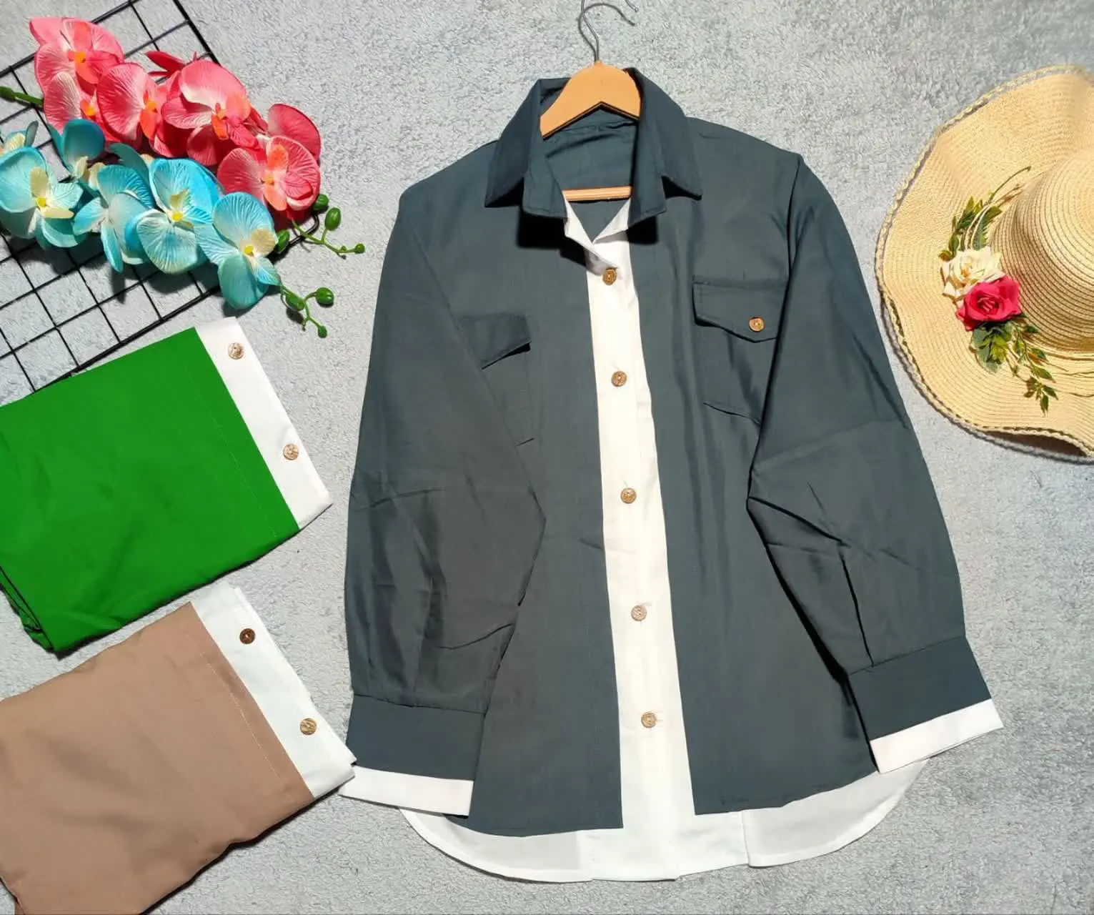 👚نام: شومیز مانتویی دورنگ ۱۲۸۵
