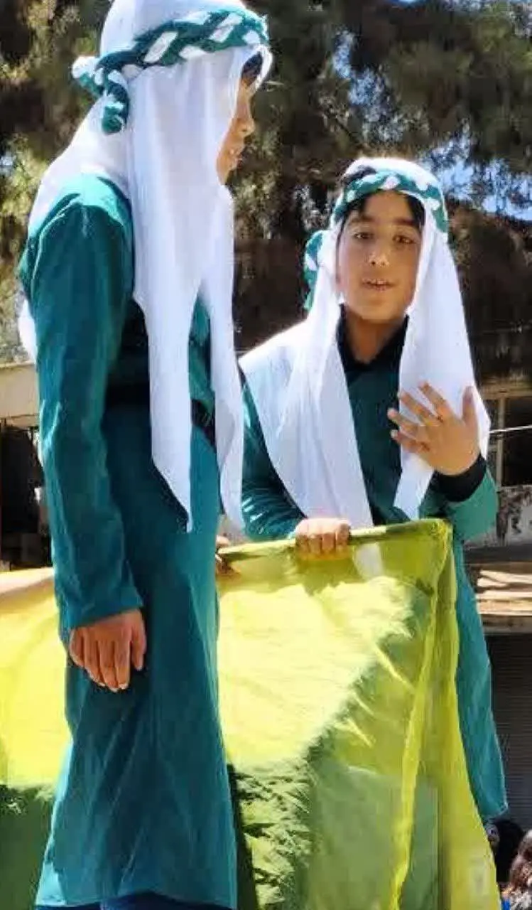نام شرکت کننده: عادل زندیه
