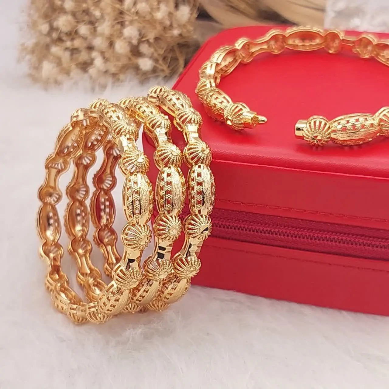 #النگو بازشو طرح طلا اماراتی جدید 😍
