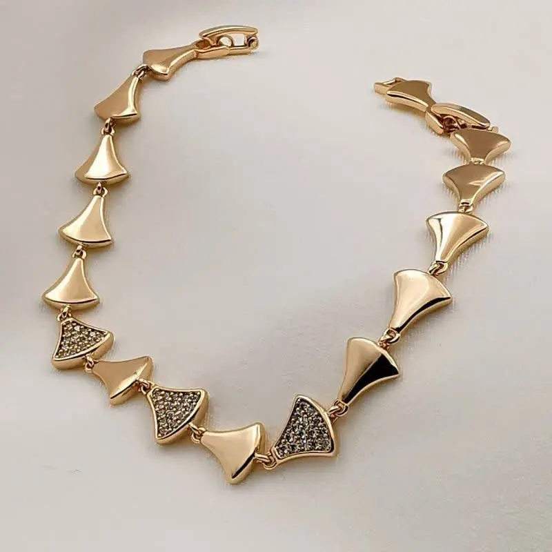 #دستبند نگین دار طرح طلا از برند ژوپینگ
