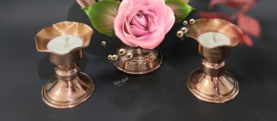 🌺 شمعدان مسی شمع‌دار 🌺
