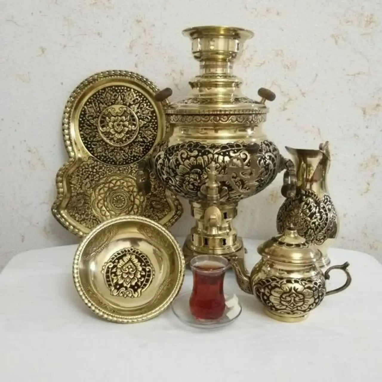 گالری اجناس برنز ومس ودکوریجات فانتزی