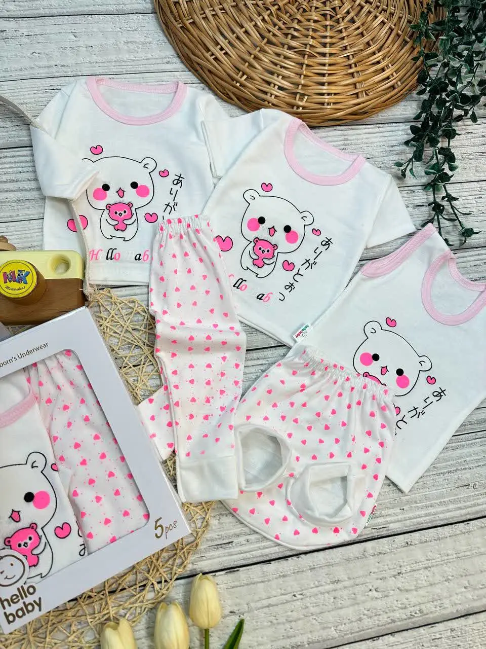 پنج تکه نوزادی طرح خرس و عروسک قلب صورتی نوزادی و کودک کد ۱۱۷۴۱۴ 
