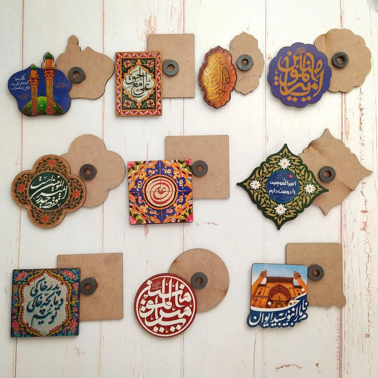 مگنت چوبی علوی 
