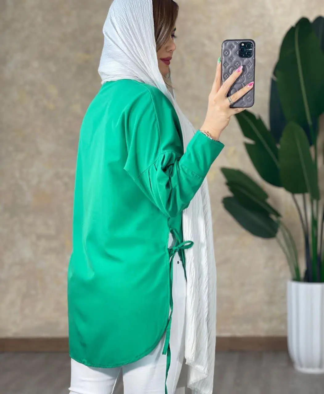 نام: ۱۷۸۵
