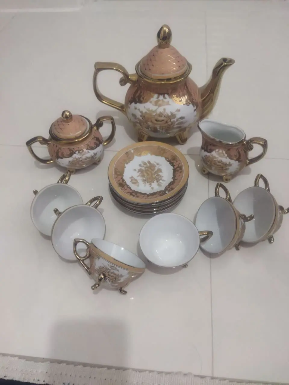 سرویس چایخوری طلاکوب بسیار...
