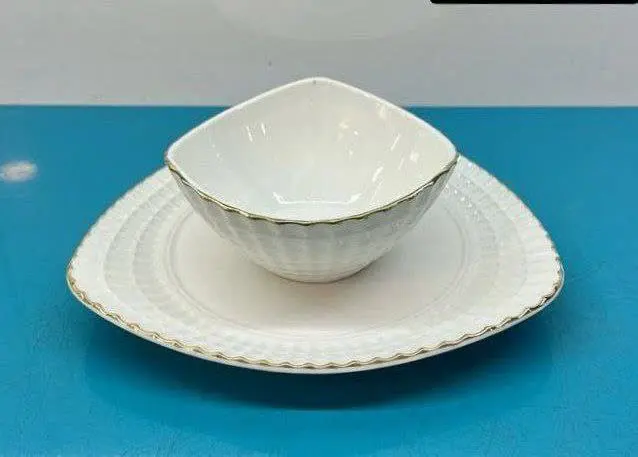 پیاله پیش دست پیکسل 
