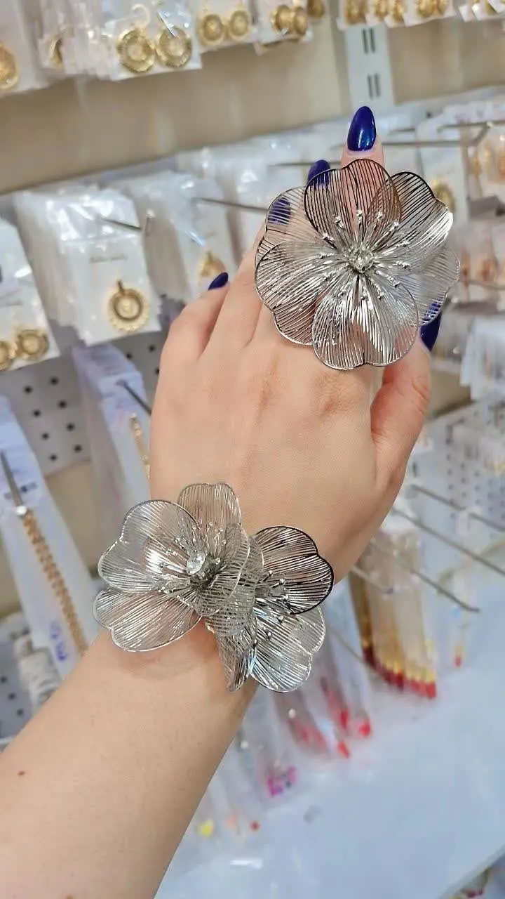 🔴 انگشتر  دستبند ترند خاص