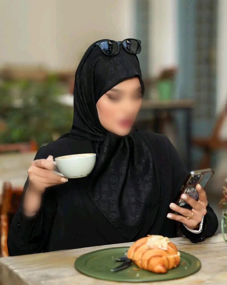 🤩یه روسری مشکی خیلی شیک 🤩

