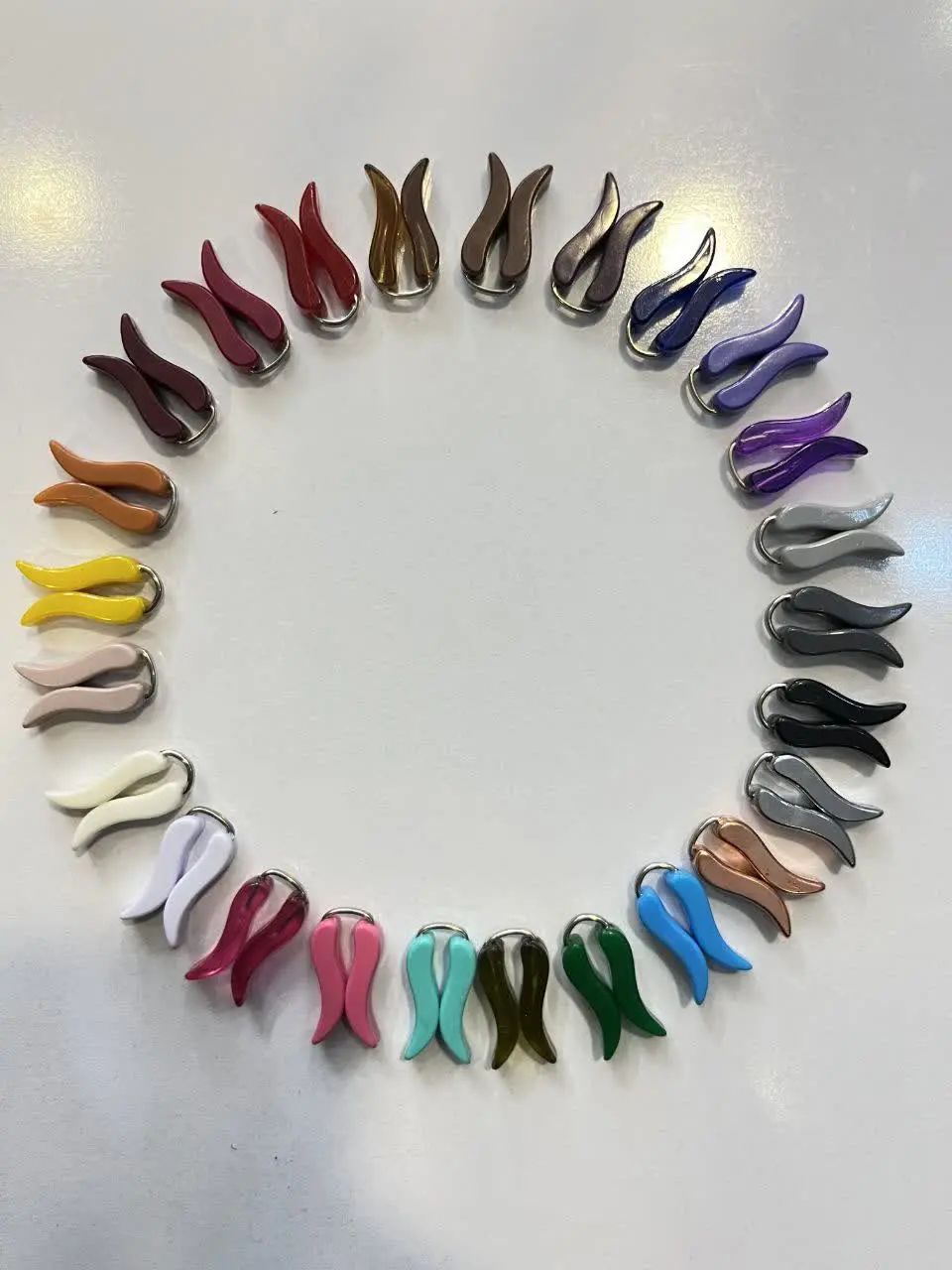 گیره روسری ساده، لاله روسری