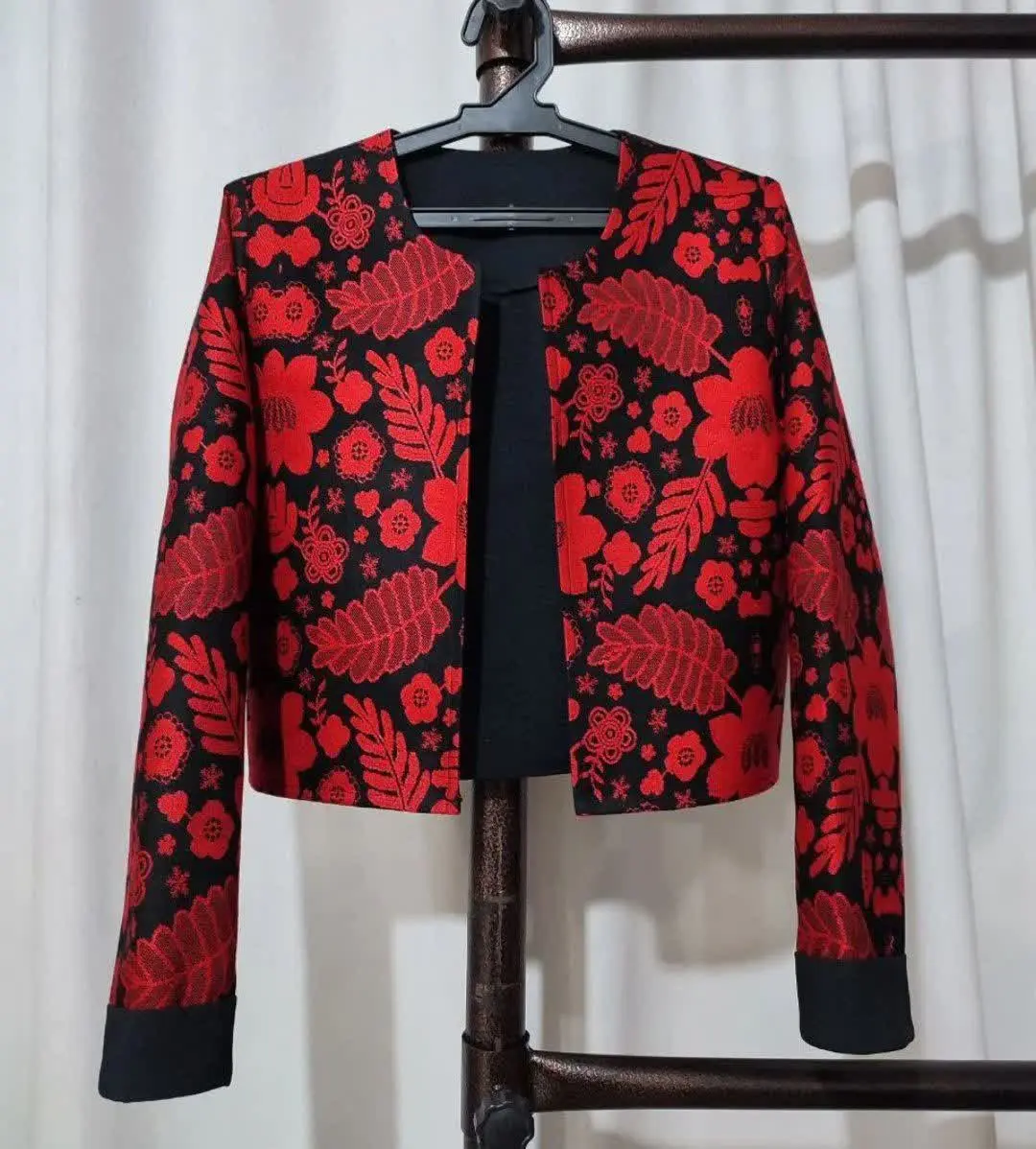 بمب فروش اسرا یلدایی دوتیکه همراه گردنبند
