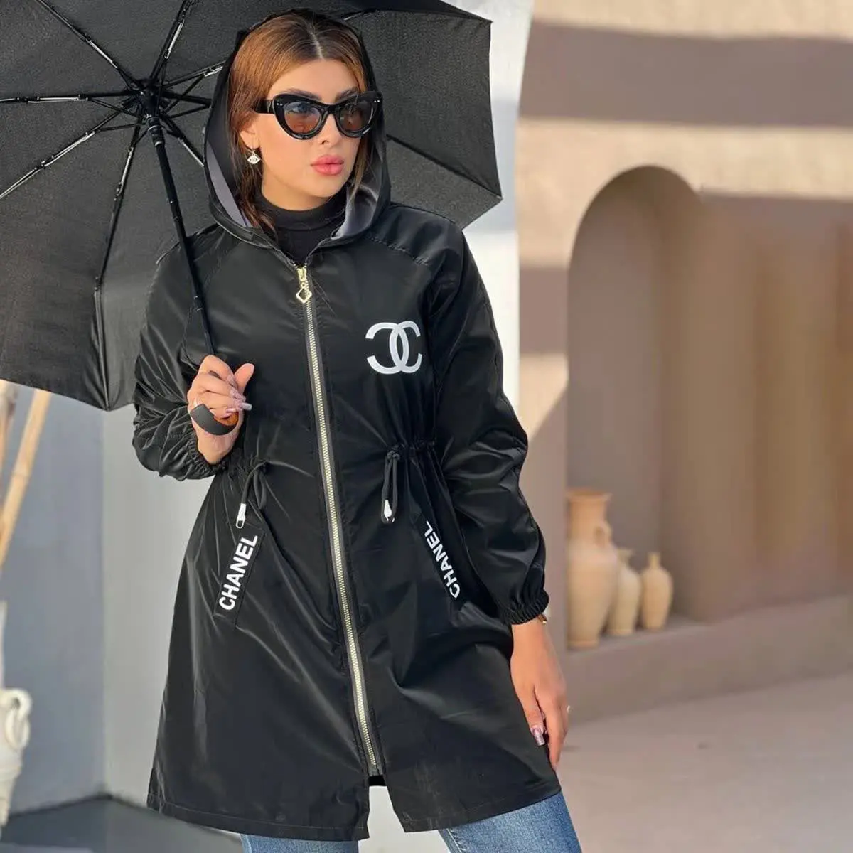 ✅بارونی سیلیکونی طرح چنل زنانه کرم مدل Dina
