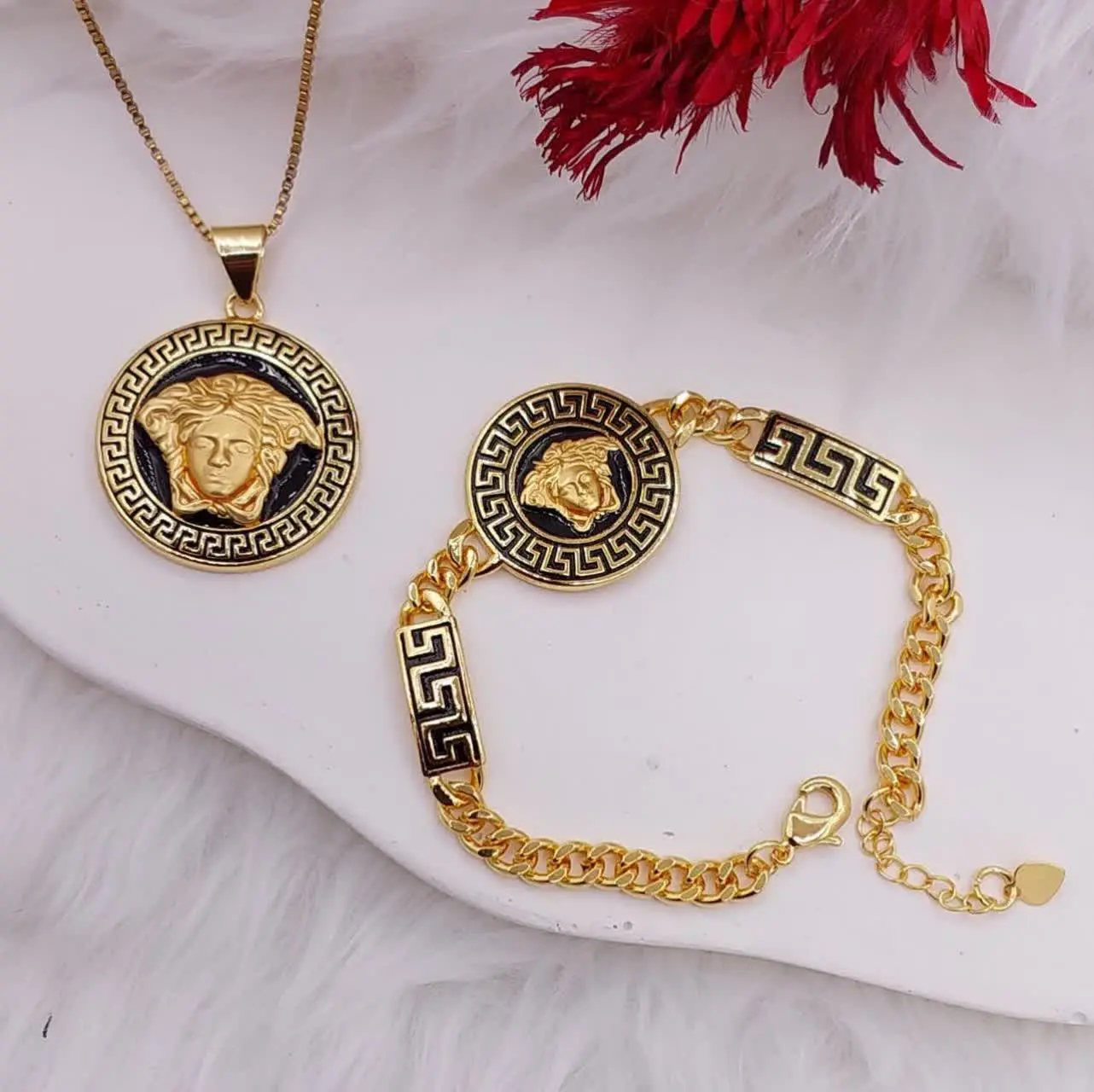 #ست #دستبند و #گردنبند ورساچ
