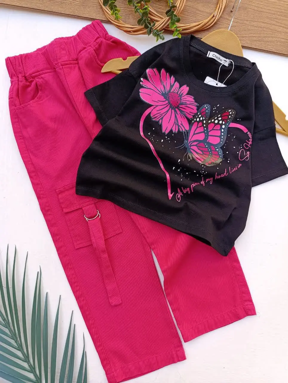 ست کراپ و شلوار کتان دخترانه طرح گل و 🦋🦋🦋
