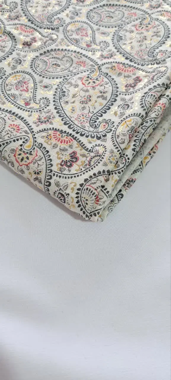 پارچه باتیک 
