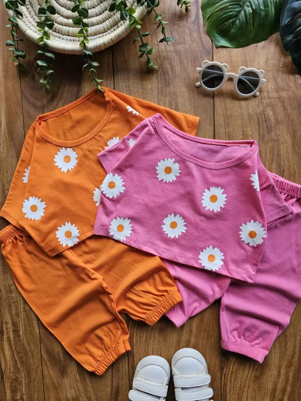 کراپ و شلوارک همتا
