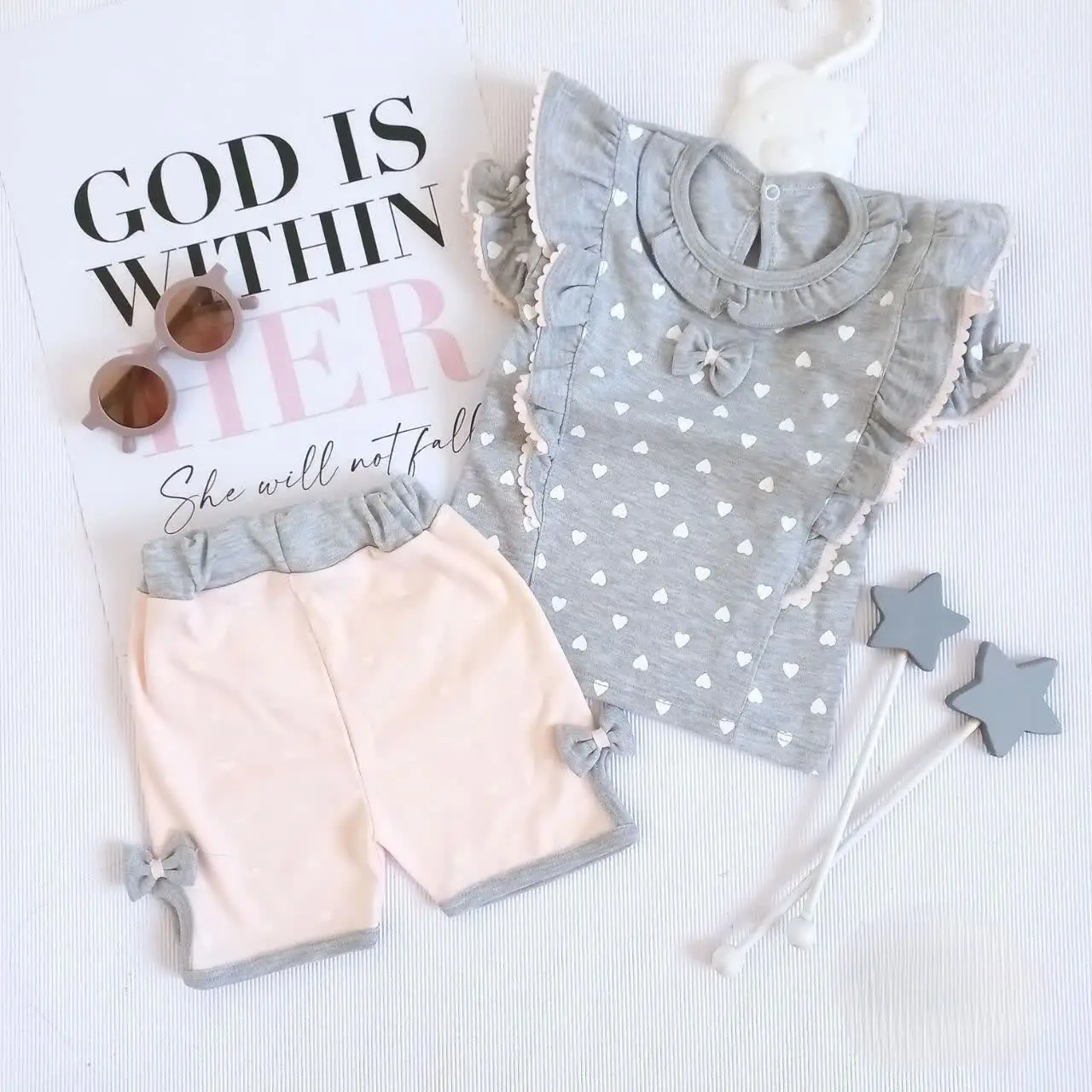 تیشرت شلوارک نوزادی دخترانه مدل آنجل 😍 ببین چه قدر کیوته
