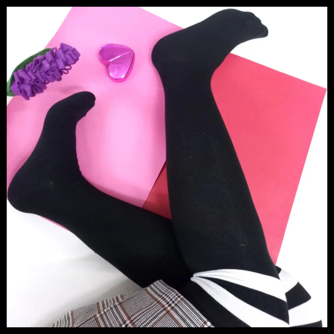 جوراب ساق بلند 
