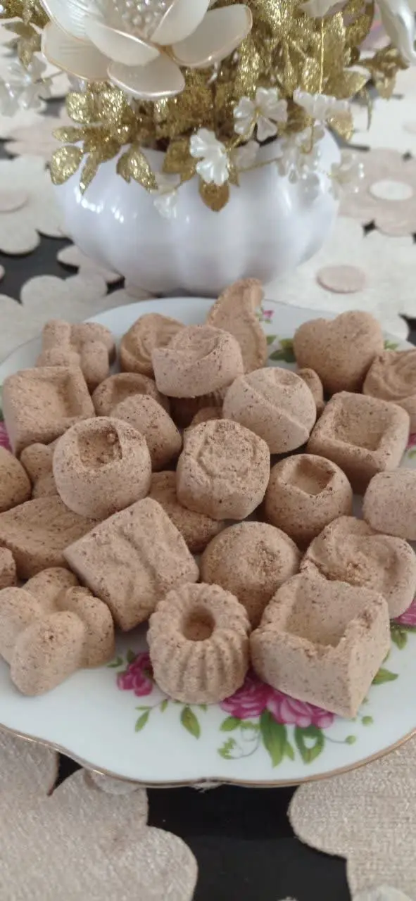 حبه عناب تازه با طعم‌های مختلف 
