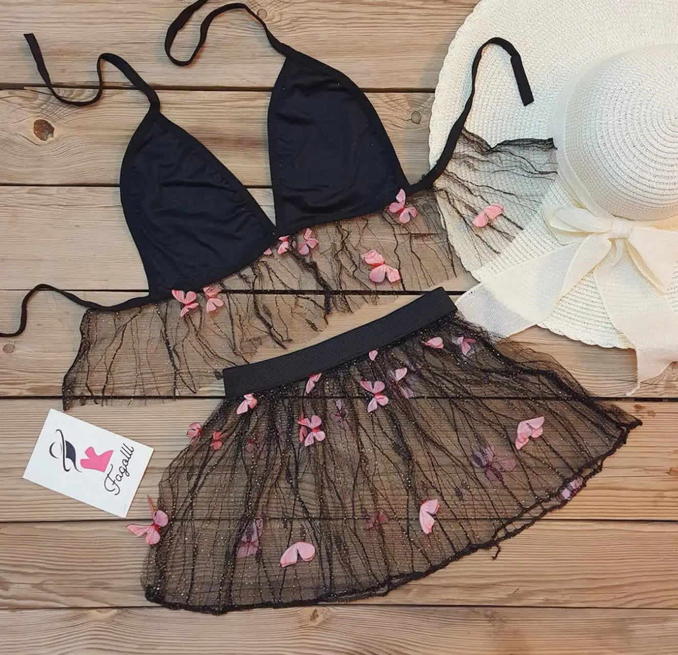 😍ای جان به خوشگلی و بدنمایی این ست
