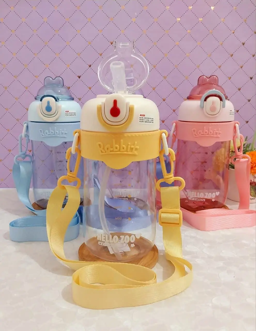 قمقمه آب کودک (رنگ زرد) 
