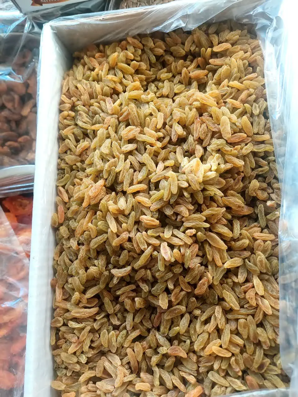 کشمش سبز اعلا برای افراد کانال 
