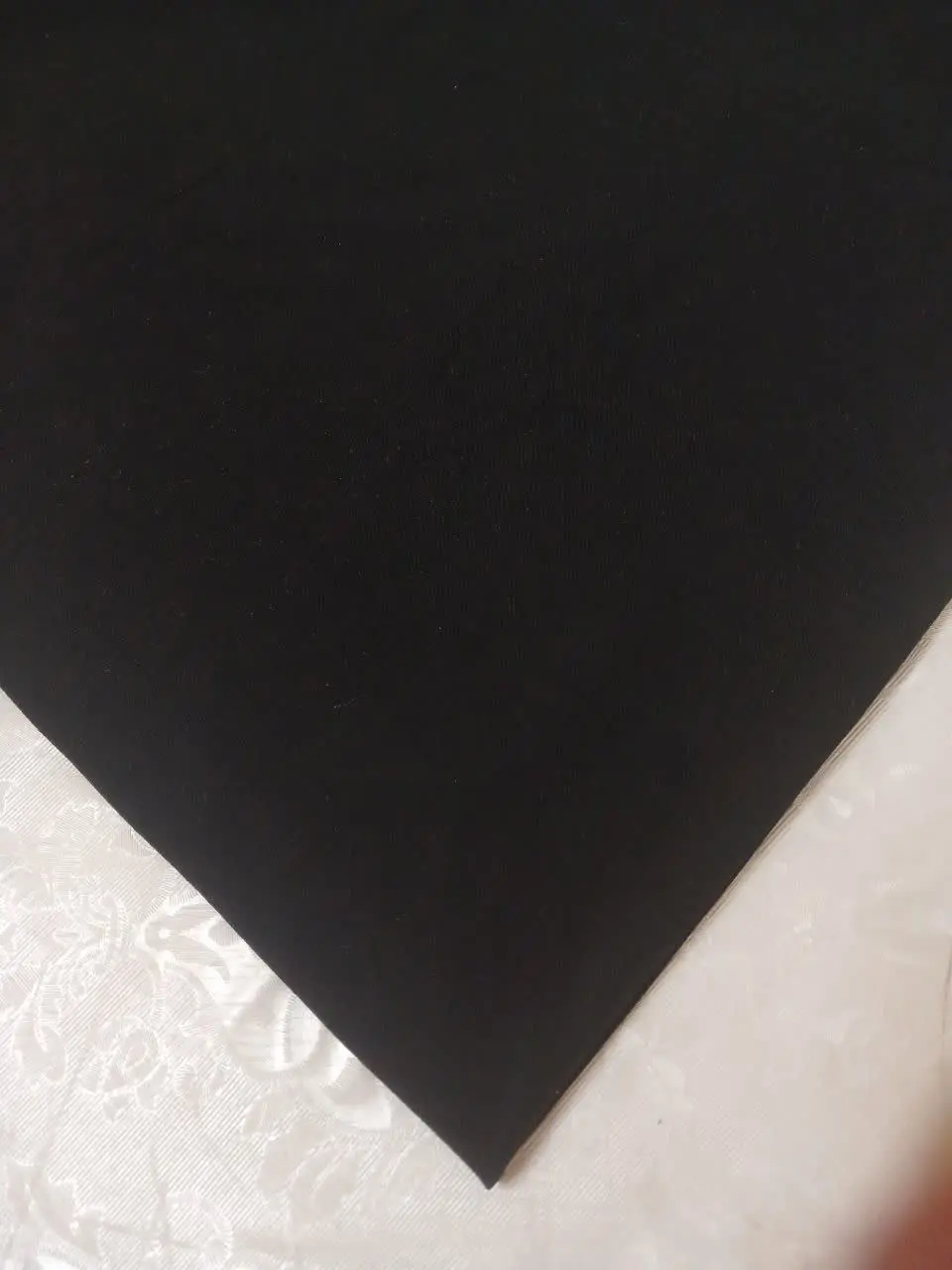 ✅ نام ریون مشکی 
